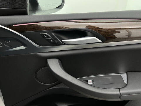 2024 BMW X4 xDrive30i