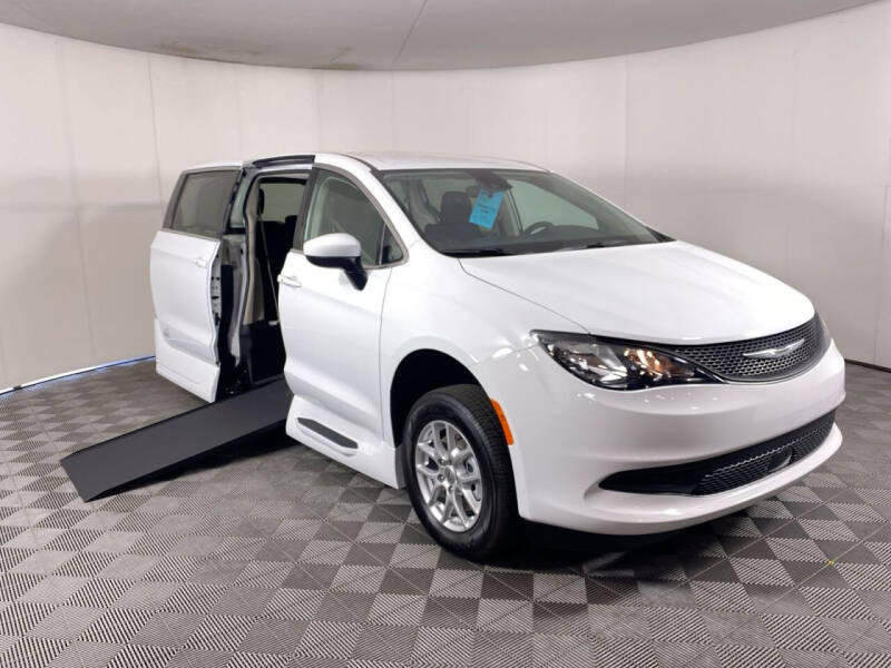 2023 Chrysler Voyager for sale at AMS Vans in Tucker GA