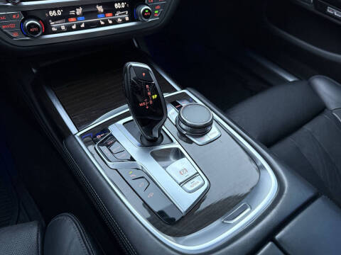 2016 BMW 7 Series 750i xDrive