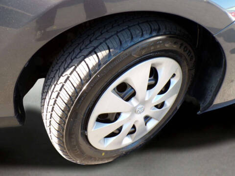 2014 Toyota Prius c Two