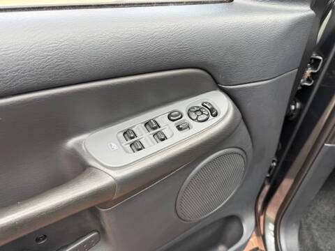 2004 Dodge Ram 2500 SLT