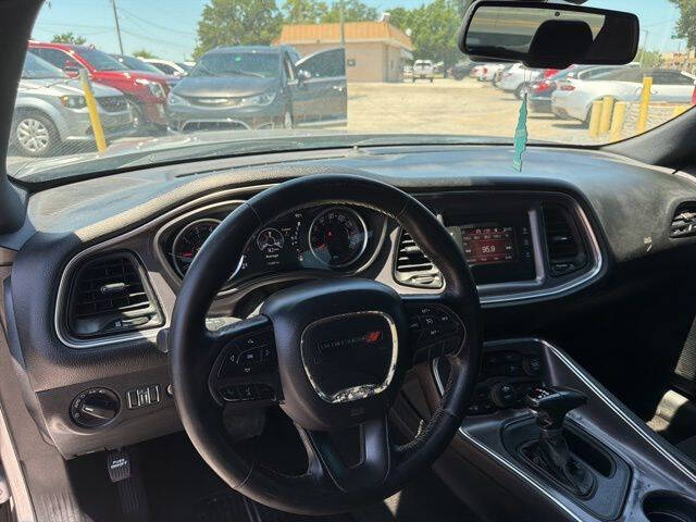 2017 Dodge Challenger SXT