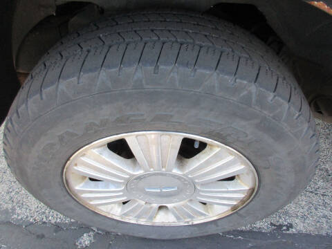 2011 Lincoln Navigator L