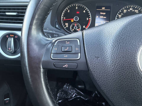 2012 Volkswagen Passat TDI SE