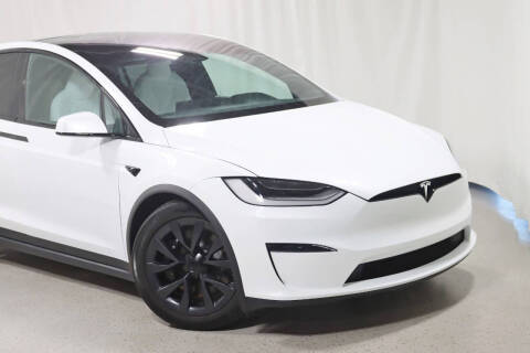 2023 Tesla Model X Standard Range