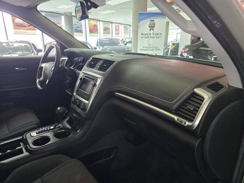 2016 GMC Acadia SLE-2