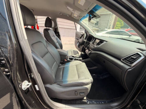 2017 Hyundai Tucson SE Plus