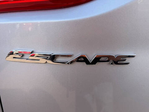2015 Ford Escape S