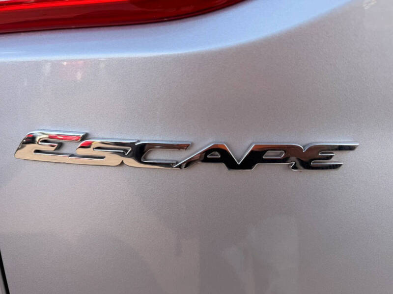 2015 Ford Escape S