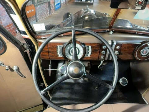 1936 Oldsmobile F-36