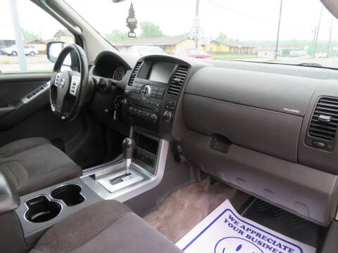 2011 Nissan Pathfinder SV
