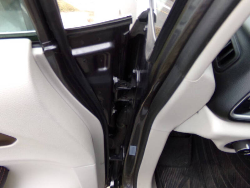 2018 Chrysler Pacifica Touring L