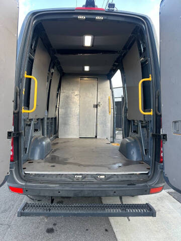 2018 Mercedes-Benz Sprinter Worker 2500
