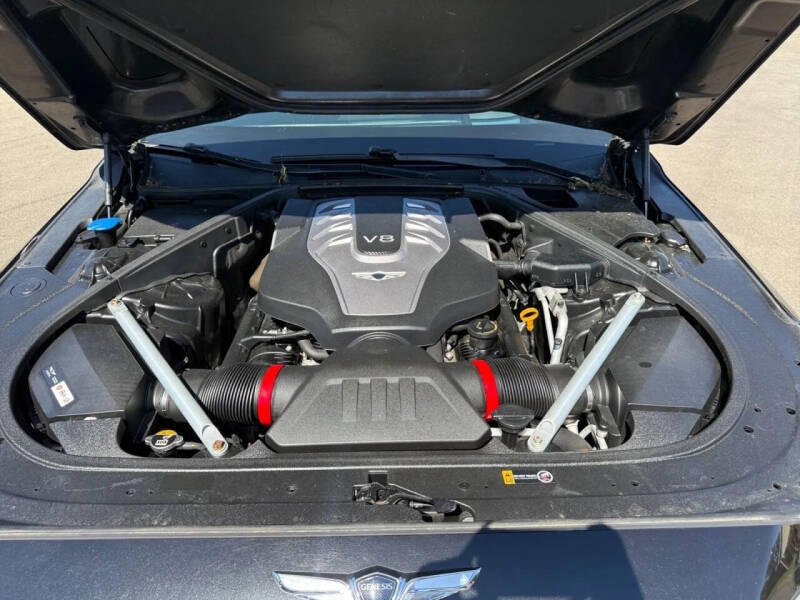 2019 Genesis G90
