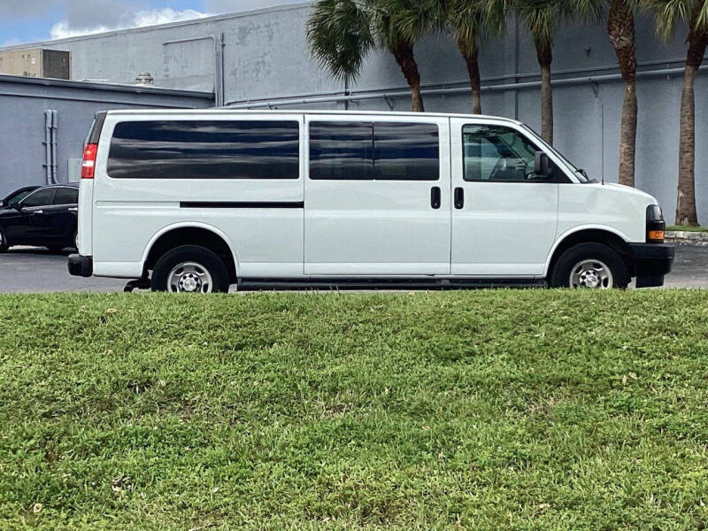 2023 Chevrolet Express LS 3500