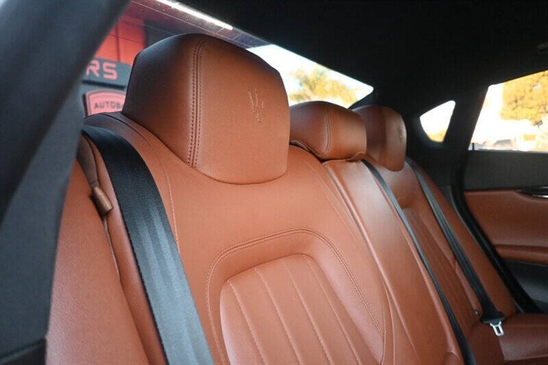 2015 Maserati Quattroporte S Q4