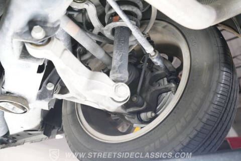 2004 Ford Thunderbird Deluxe