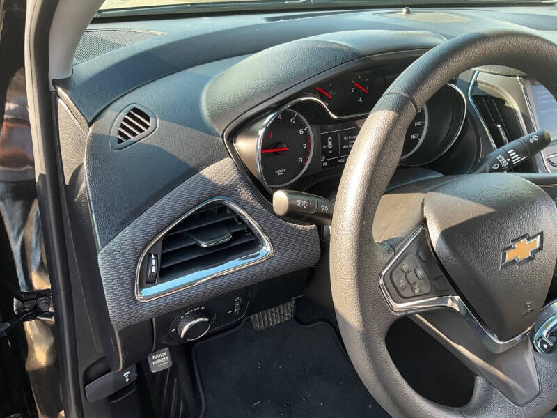 2019 Chevrolet Cruze LS