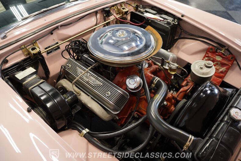 1957 Ford Thunderbird