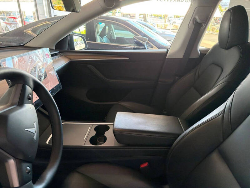 2023 Tesla Model Y Long Range