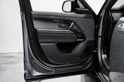 2024 Land Rover Range Rover Sport P360 SE