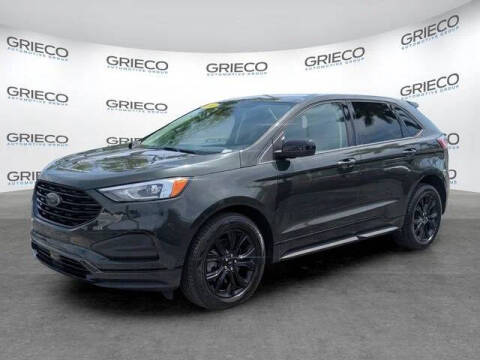 2022 Ford Edge SE