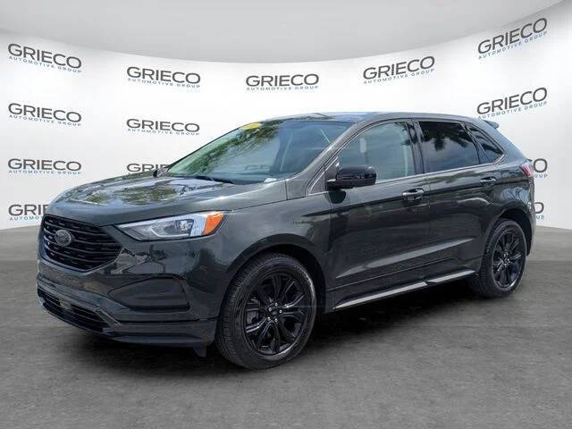 2022 Ford Edge SE