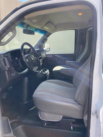 2020 Chevrolet Express 2500