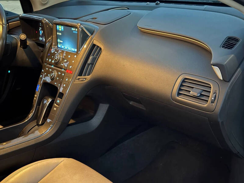 2011 Chevrolet Volt Premium