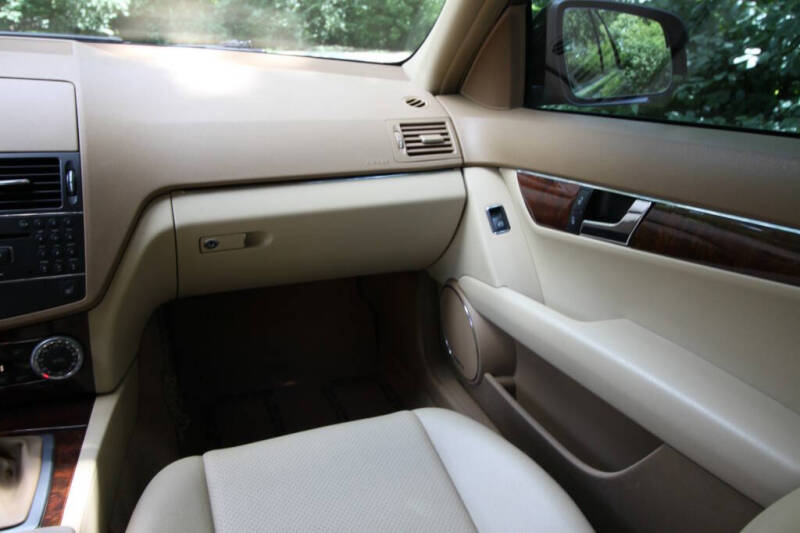 2008 Mercedes-Benz C-Class