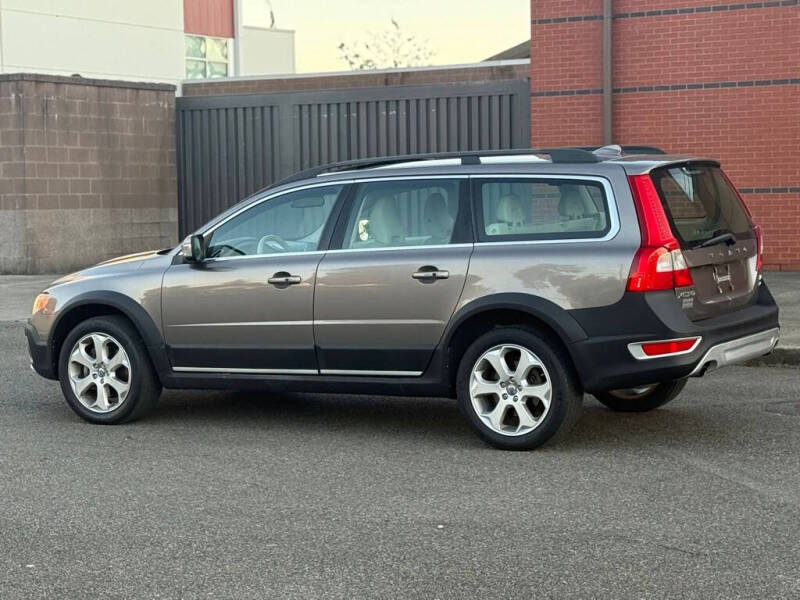 2011 Volvo XC70 T6