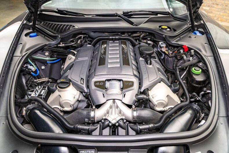 2016 Porsche Panamera