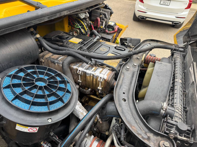 2018 Freightliner M2 106