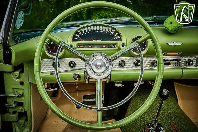 1956 Ford Thunderbird