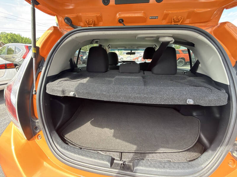 2015 Toyota Prius c Three