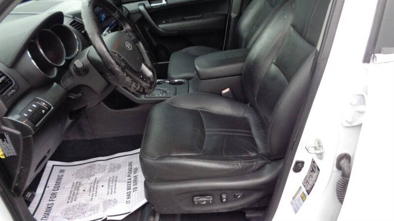 2011 Kia Sorento SX