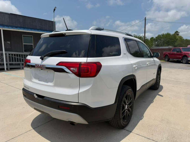 2019 GMC Acadia SLT-1