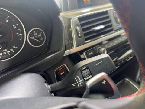 2018 BMW 3 Series 330i