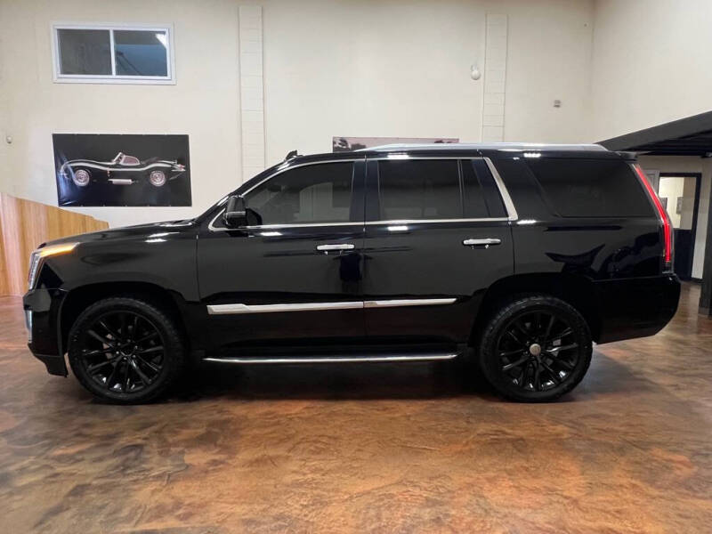 2018 Cadillac Escalade Luxury
