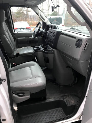 2013 Ford E-Series E-150