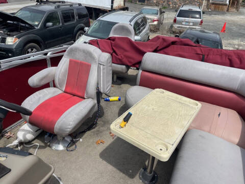 2011 Premier Marine Explorer 200