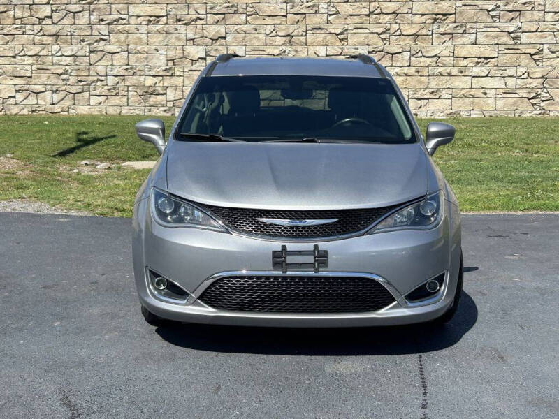 2019 Chrysler Pacifica Touring L