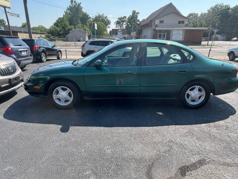 1999 Ford Taurus SE
