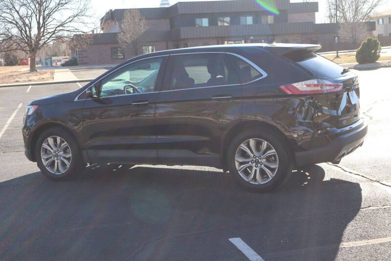 2022 Ford Edge Titanium