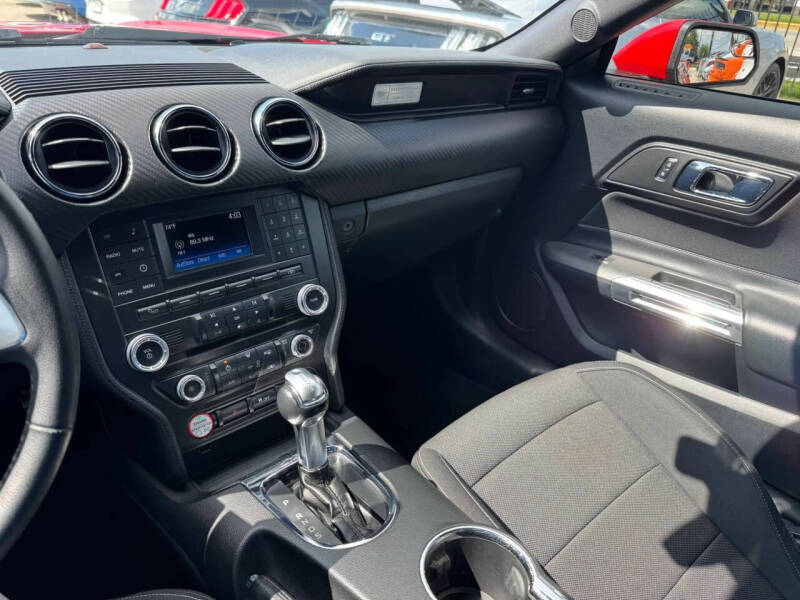 2015 Ford Mustang V6