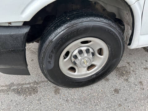 2022 Chevrolet Express 2500