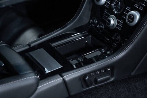 2010 Aston Martin DBS