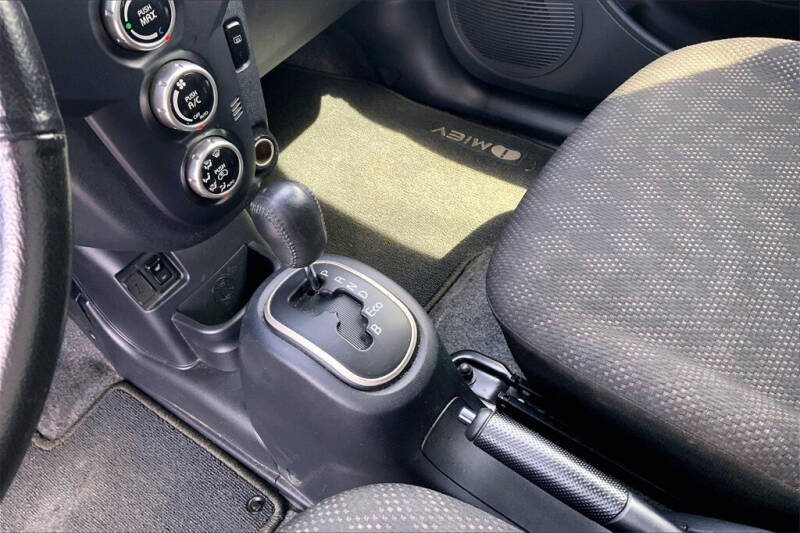 2014 Mitsubishi i-MiEV ES