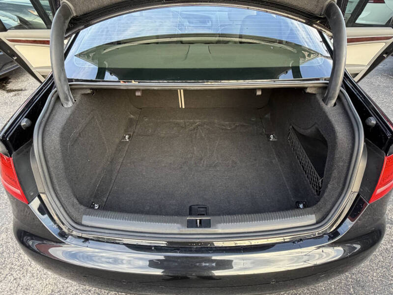 2011 Audi A4 2.0T quattro Premium Plus