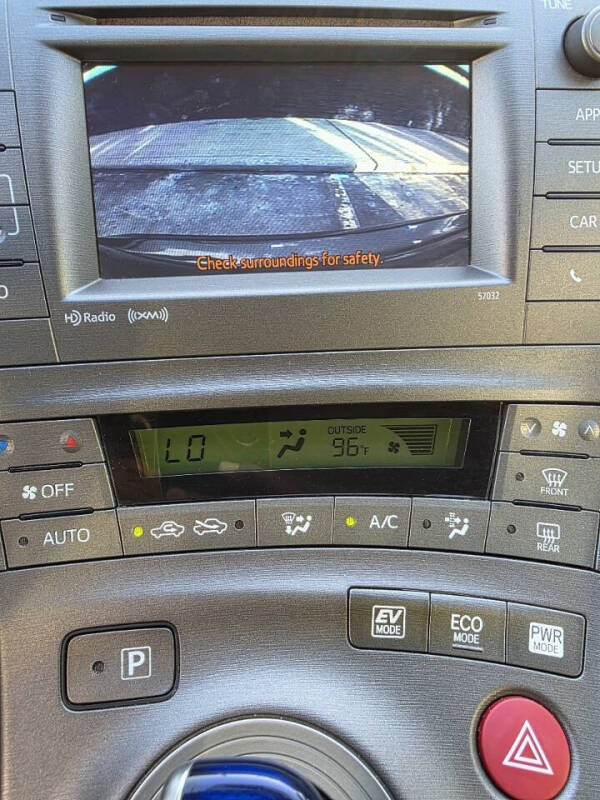 2015 Toyota Prius Three